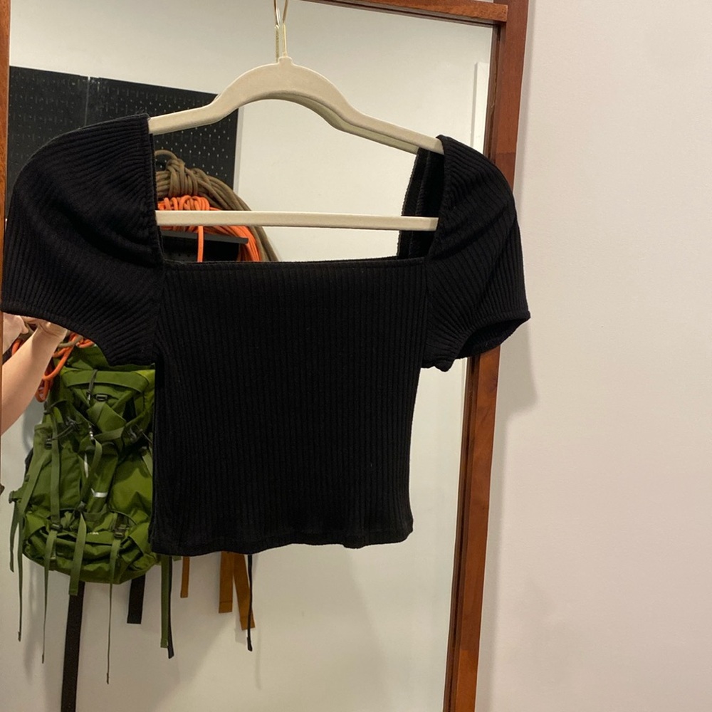 H&M Squareneck Puff Sleeve Black Crop Top